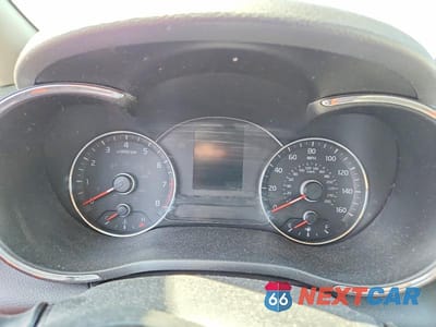 Zdjęcie 9 z 12 samochodu: 2016 KIA FORTE LX VIN:KNAFX4A6XG5443783 - miniatura