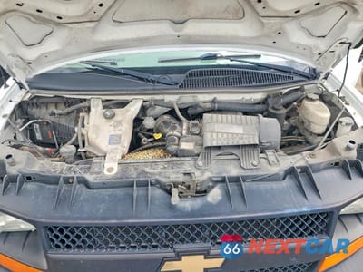 Zdjęcie 12 z 13 samochodu: 2017 CHEVROLET EXPRESS G2500 VIN:1GCWGAFF4H1132563 - miniatura