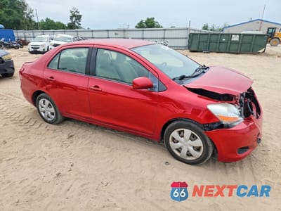 Czwarte zdjęcie samochodu z boku: 2007 TOYOTA YARIS BASE VIN:JTDBT923571119128 - miniatura