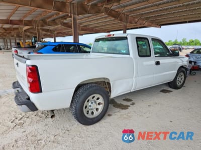 Trzecie zdjęcie samochodu z tyłu: 2006 CHEVROLET SILVERADO C1500 VIN:1GCEC19X46Z106054 - miniatura