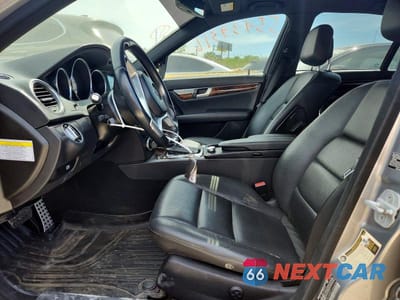 Zdjęcie 7 z 13 samochodu: 2013 MERCEDES-BENZ C 300 4MATIC VIN:WDDGF8ABXDR248582 - miniatura