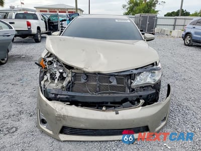 Piąte zdjęcie samochodu w środku: 2014 TOYOTA CAMRY HYBRID XLE VIN:4T1BD1FK2EU123662 - miniatura