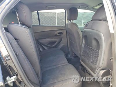 Zdjęcie 21 z 26 samochodu: 2020 CHEVROLET TRAX LS VIN:3GNCJKSBXLL298351 - miniatura