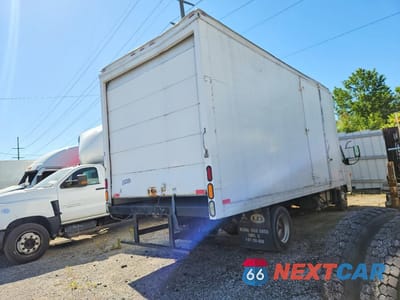 Trzecie zdjęcie samochodu z tyłu: 2015 MITSUBISHI FEC72S BOX TRUCK VIN:JL6BNH1A2FK016821 - miniatura
