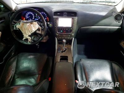 Zdjęcie 8 z 13 samochodu: 2011 LEXUS IS 250 VIN:JTHBF5C2XB5137128 - miniatura