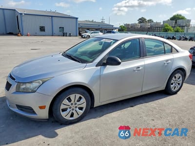 2013 CHEVROLET CRUZE LS 1G1PB5SH1D7261359 - główne zdjęcie licytacji z USA - miniatura