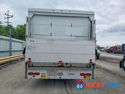 Zdjęcie 6 z 12 samochodu: 2014 FORD E450 - DELIVERY TRUCK VIN:1FC3E4KL4EDA66886 - miniatura