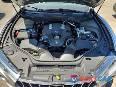 Zdjęcie 11 z 12 samochodu: 2017 MASERATI LEVANTE S LUXURY VIN:ZN661YUL4HX252166 - miniatura