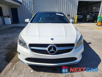 Piąte zdjęcie samochodu w środku: 2018 MERCEDES-BENZ CLA 250 VIN:WDDSJ4EB8JN680490 - miniatura