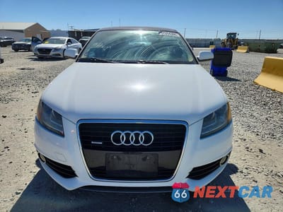 Piąte zdjęcie samochodu w środku: 2011 AUDI A3 PREMIUM VIN:WAUDFAFM9BA099203 - miniatura
