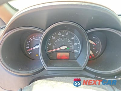 Zdjęcie 9 z 12 samochodu: 2016 KIA RIO VIN:KNADM4A35G6553933 - miniatura