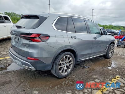Trzecie zdjęcie samochodu z tyłu: 2025 BMW X5 XDRIVE40I VIN:5UX23EU02S9X56191 - miniatura