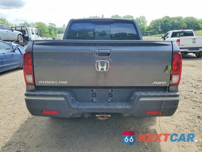 Zdjęcie 6 z 13 samochodu: 2017 HONDA RIDGELINE RTL VIN:5FPYK3F78HB038678 - miniatura