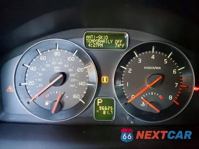 Zdjęcie 9 z 12 samochodu: 2010 VOLVO C70 T5 VIN:YV1672MC4AJ090118 - miniatura
