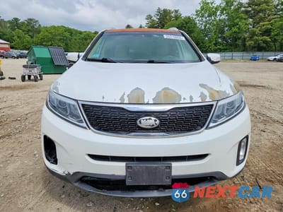 Piąte zdjęcie samochodu w środku: 2014 KIA SORENTO VIN:5XYKTCA6XEG531079 - miniatura