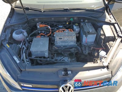 Zdjęcie 12 z 13 samochodu: 2019 VOLKSWAGEN E-GOLF SEL PREMIUM VIN:WVWPR7AU7KW908301 - miniatura