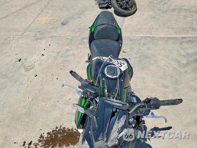 Piąte zdjęcie samochodu w środku: 2025 KAWASAKI ER650 N VIN:ML5EREN12SDAF6813 - miniatura