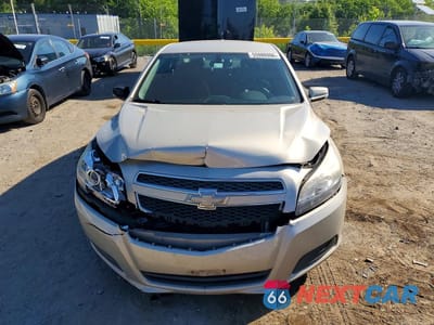 Piąte zdjęcie samochodu w środku: 2013 CHEVROLET MALIBU 1LT VIN:1G11C5SA7DF224439 - miniatura