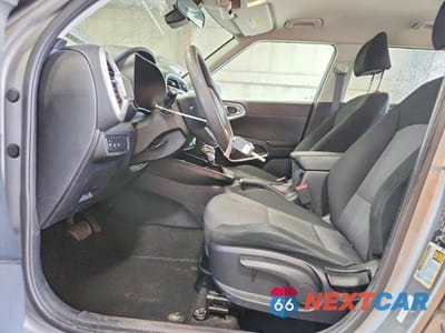 Zdjęcie 7 z 13 samochodu: 2023 KIA SOUL LX VIN:KNDJ23AU3P7877472 - miniatura