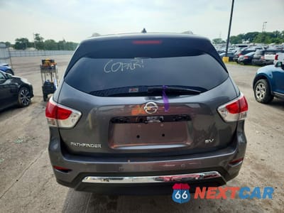 Zdjęcie 6 z 13 samochodu: 2015 NISSAN PATHFINDER SV VIN:5N1AR2MN1FC646890 - miniatura