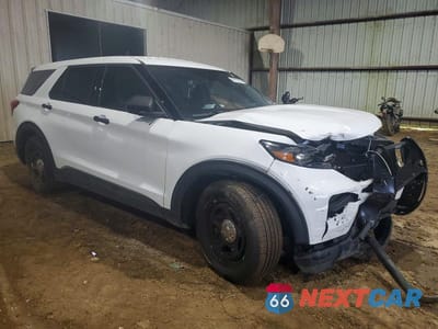 Czwarte zdjęcie samochodu z boku: 2024 FORD EXPLORER POLICE INTERCEPTOR VIN:1FM5K8AB1RGA67169 - miniatura