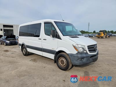 Czwarte zdjęcie samochodu z boku: 2016 MERCEDES-BENZ SPRINTER 2500 VIN:8BRPE7DD2GE123235 - miniatura