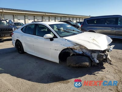 Czwarte zdjęcie samochodu z boku: 2025 TOYOTA CAMRY SE VIN:4T1DAACK9SU122199 - miniatura