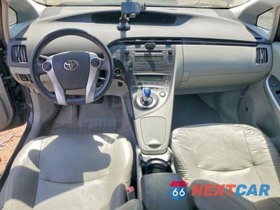 Zdjęcie 8 z 12 samochodu: 2010 TOYOTA PRIUS IV VIN:JTDKN3DU6A0013880 - miniatura