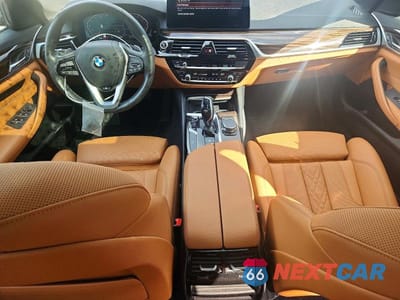 Zdjęcie 8 z 12 samochodu: 2022 BMW 530 XI VIN:WBA13BJ07NWX81767 - miniatura