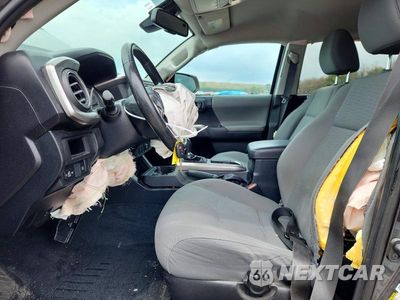 Zdjęcie 7 z 12 samochodu: 2019 TOYOTA TACOMA SR5 V6 VIN:3TMCZ5AN4KM210675 - miniatura