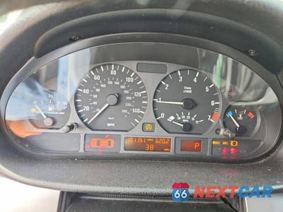 Zdjęcie 9 z 13 samochodu: 2003 BMW 325 XI VIN:WBAEU33423PM58061 - miniatura