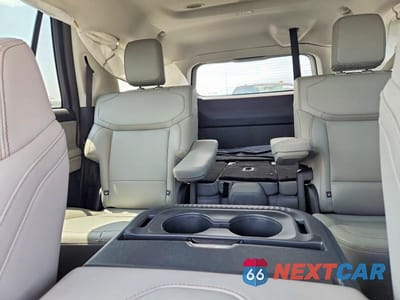 Zdjęcie 10 z 13 samochodu: 2025 FORD EXPEDITION MAX ACTIVE VIN:1FMJK1J80SEA39570 - miniatura
