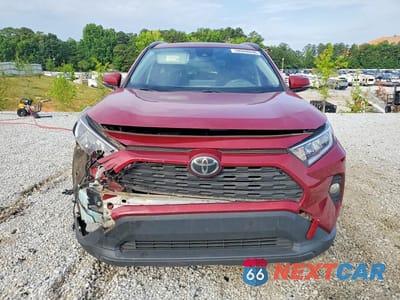 Piąte zdjęcie samochodu w środku: 2020 TOYOTA RAV4 XLE VIN:JTMW1RFV3LD054971 - miniatura