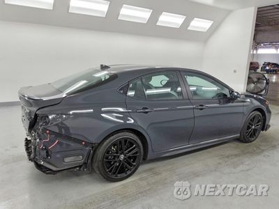Trzecie zdjęcie samochodu z tyłu: 2026 TOYOTA CAMRY SE VIN:4T1DAACK9TU702795 - miniatura