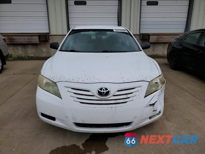 Piąte zdjęcie samochodu w środku: 2007 TOYOTA CAMRY LE VIN:4T1BE46K17U656992 - miniatura