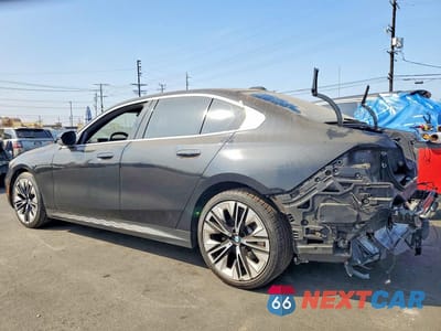 Drugie zdjęcie samochodu z przodu: 2024 BMW 530 I VIN:WBA43FJ02RCS94567 - miniatura