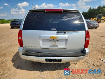 Zdjęcie 6 z 13 samochodu: 2014 CHEVROLET SUBURBAN K1500 LT VIN:1GNSKJE74ER228494 - miniatura