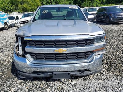 Piąte zdjęcie samochodu w środku: 2018 CHEVROLET SILVERADO K1500 LT VIN:1GCVKREC2JZ180599 - miniatura