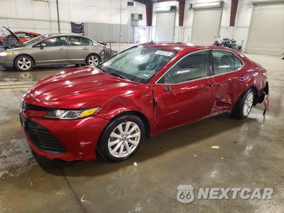 2020 TOYOTA CAMRY LE 4T1C11BK0LU002869 - główne zdjęcie licytacji z USA - miniatura