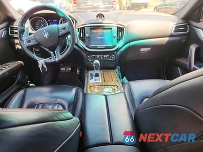 Zdjęcie 8 z 12 samochodu: 2016 MASERATI GHIBLI S VIN:ZAM57RTAXG1185300 - miniatura