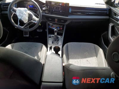 Zdjęcie 8 z 13 samochodu: 2025 VOLKSWAGEN JETTA SPORT VIN:3VWBX7BU8SM037470 - miniatura