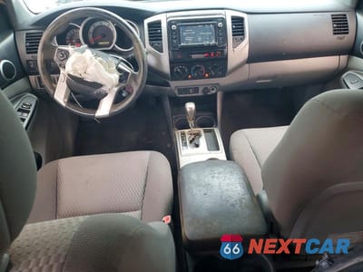 Zdjęcie 8 z 13 samochodu: 2015 TOYOTA TACOMA DOUBLE CAB PRERUNNER VIN:5TFJU4GN8FX069052 - miniatura