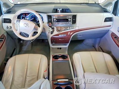 Zdjęcie 8 z 13 samochodu: 2014 TOYOTA SIENNA XLE 7-PASSENGER VIN:5TDDK3DC6ES092270 - miniatura
