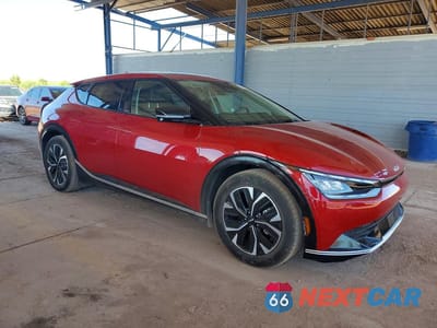 Czwarte zdjęcie samochodu z boku: 2024 KIA EV6 WIND VIN:KNDC34LA2R5205108 - miniatura