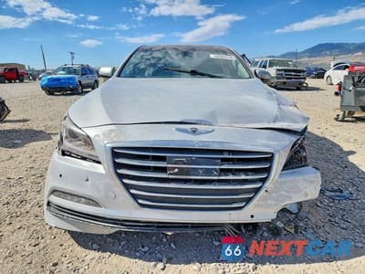 Piąte zdjęcie samochodu w środku: 2016 HYUNDAI GENESIS 3.8L VIN:KMHGN4JE4GU134655 - miniatura