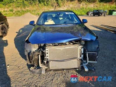 Piąte zdjęcie samochodu w środku: 2022 BMW 228XI VIN:WBA73AK03N7K06160 - miniatura