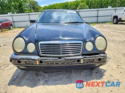 Piąte zdjęcie samochodu w środku: 1999 MERCEDES-BENZ E 320 VIN:WDBJF65H2XA909770 - miniatura