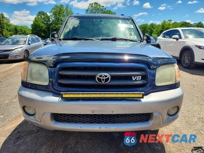 Piąte zdjęcie samochodu w środku: 2004 TOYOTA SEQUOIA SR5 VIN:5TDBT44A34S221170 - miniatura