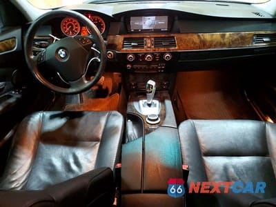 Zdjęcie 8 z 12 samochodu: 2008 BMW 535 XI VIN:WBANV93518CZ67369 - miniatura
