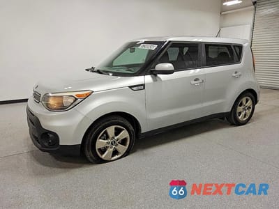2018 KIA SOUL BASE KNDJN2A2XJ7606562 - główne zdjęcie licytacji z USA - miniatura